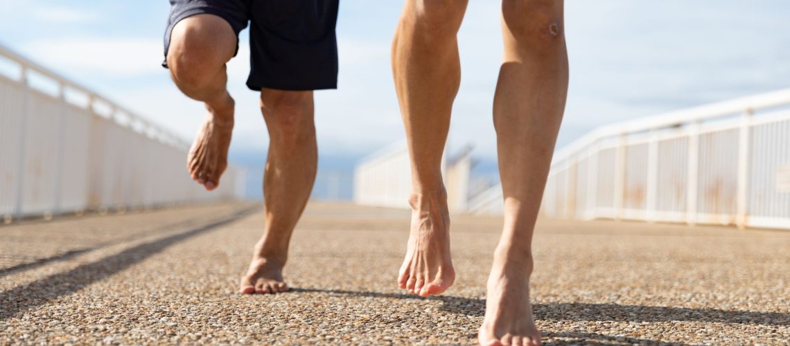 Biomechanics of Barefoot Running: 6 Risks and Benefits - Stay Tuned Sports  Medicine
